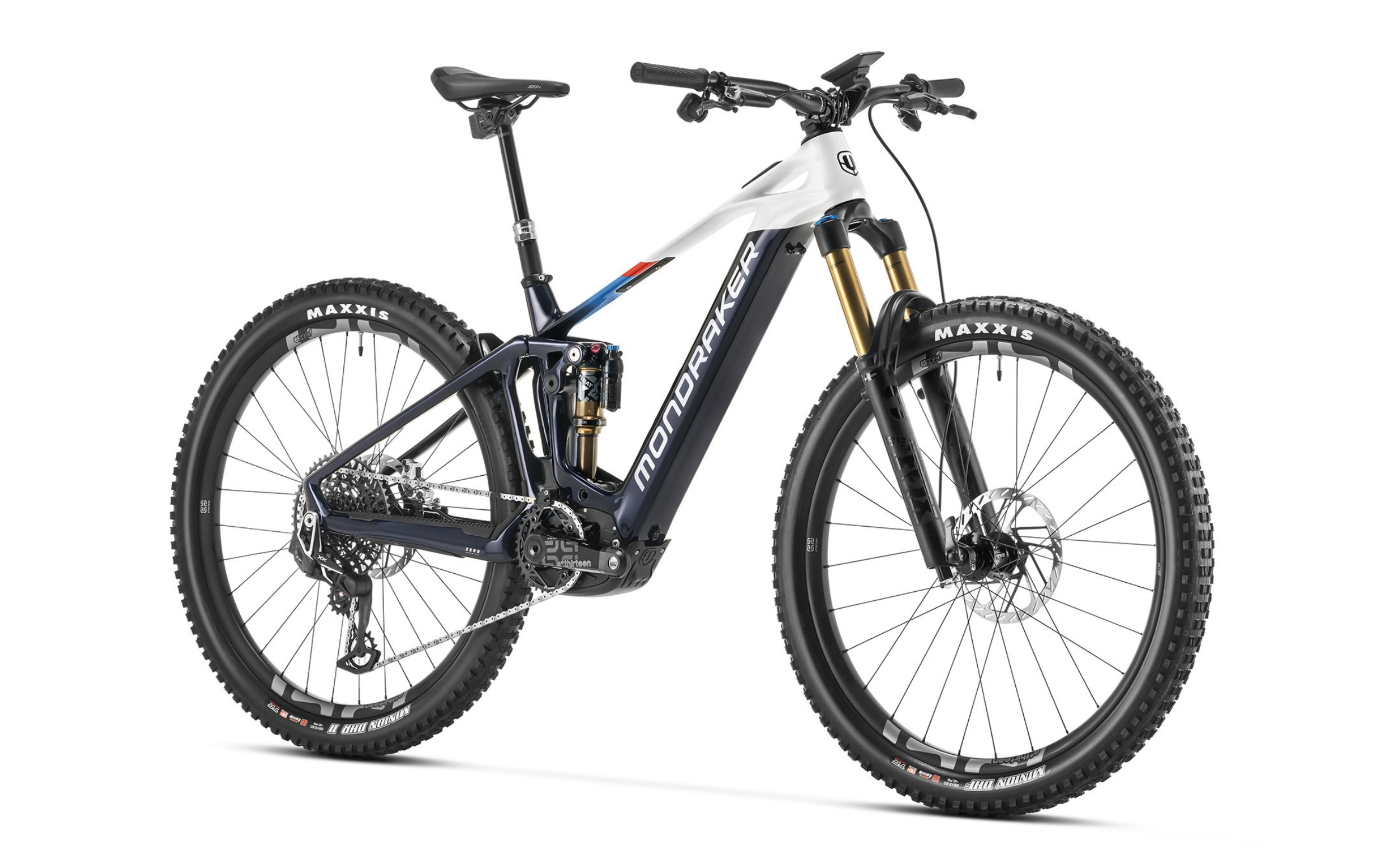 Mondraker Crafty Carbon RR SL Bosch Performance Line CX 750Wh 2024 Seitenansicht diagonal vorne