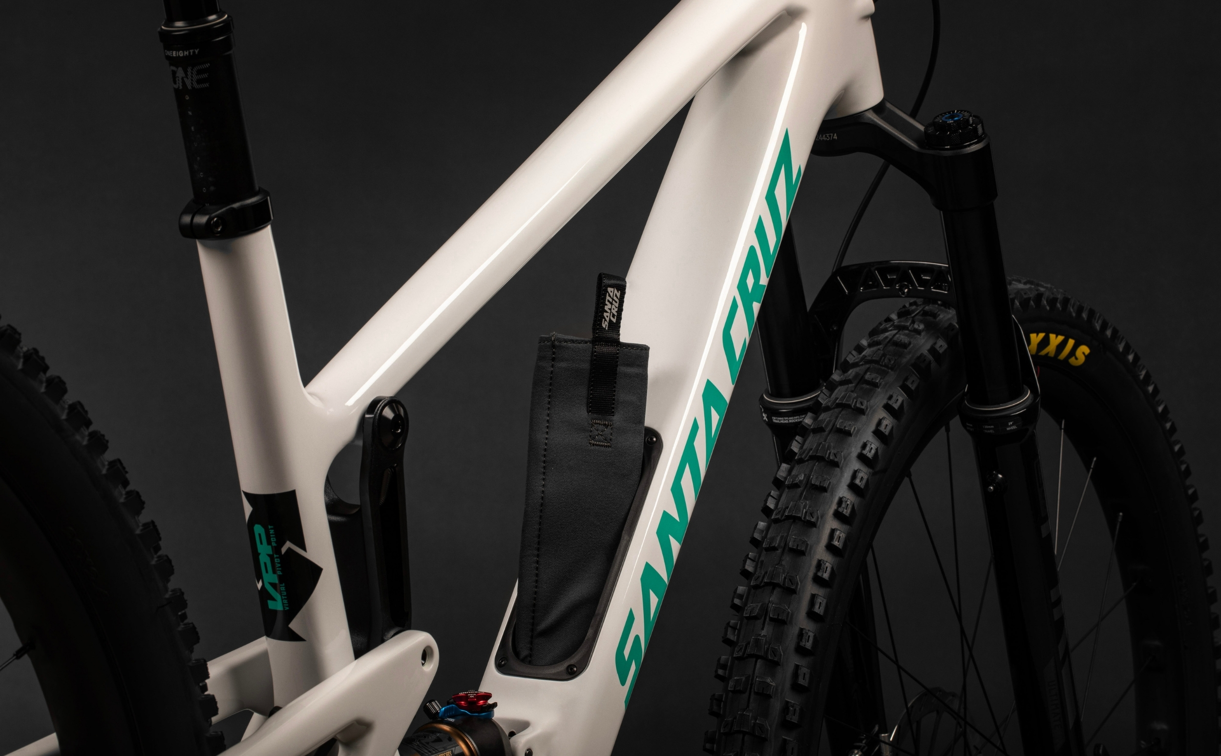 Santa Cruz Tallboy 4 Carbon C S-Kit 2024 Details